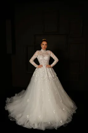 Alice Elegant Long Sleeves White Wedding Dress