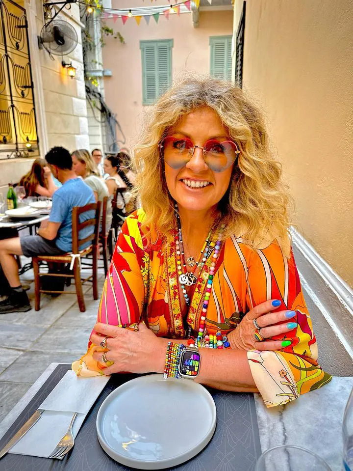 Fundraising JEWELCHIC Rainbow Heart Glasses