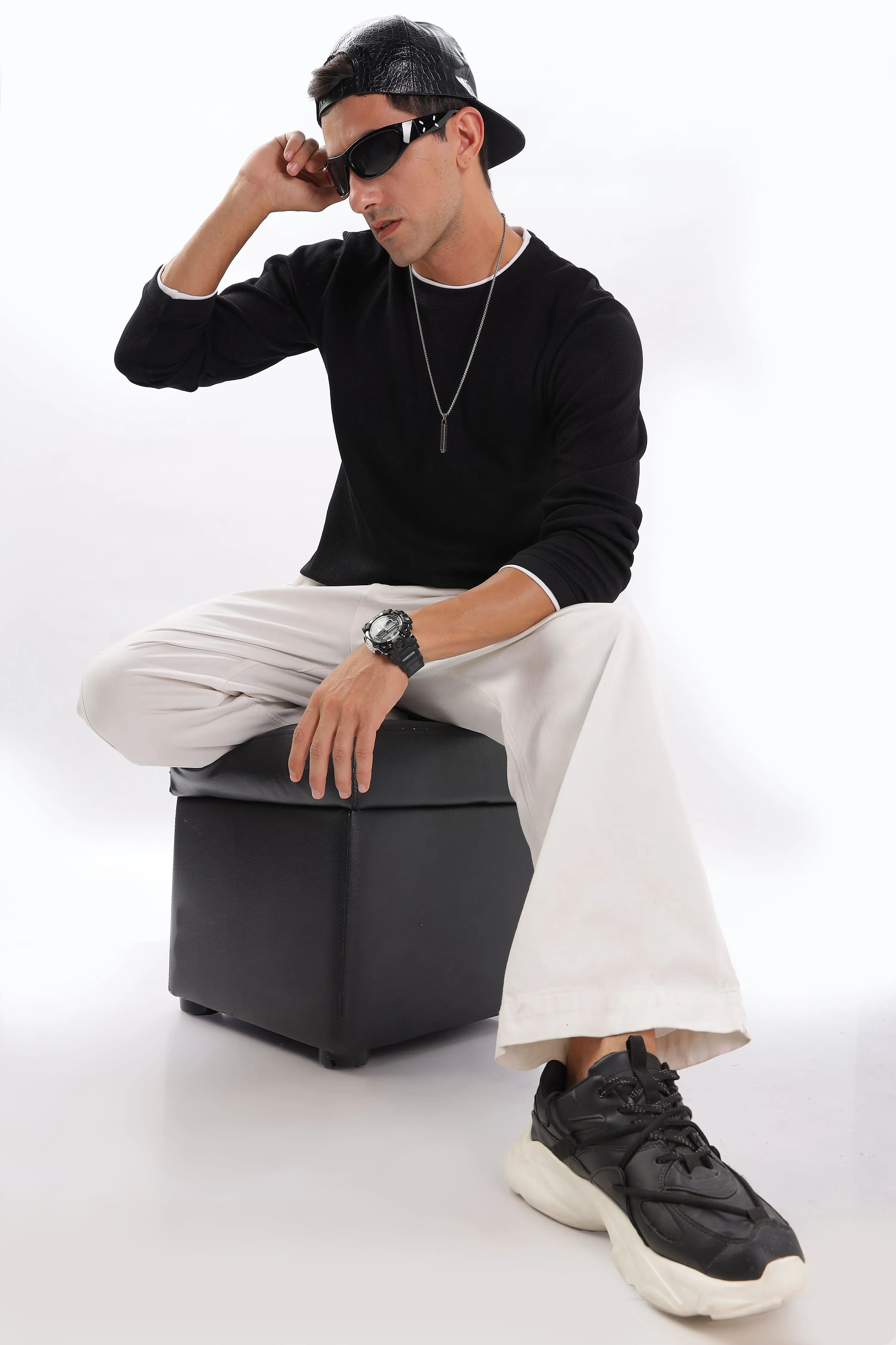 Knitted Full Sleeve T-Shirt: Black