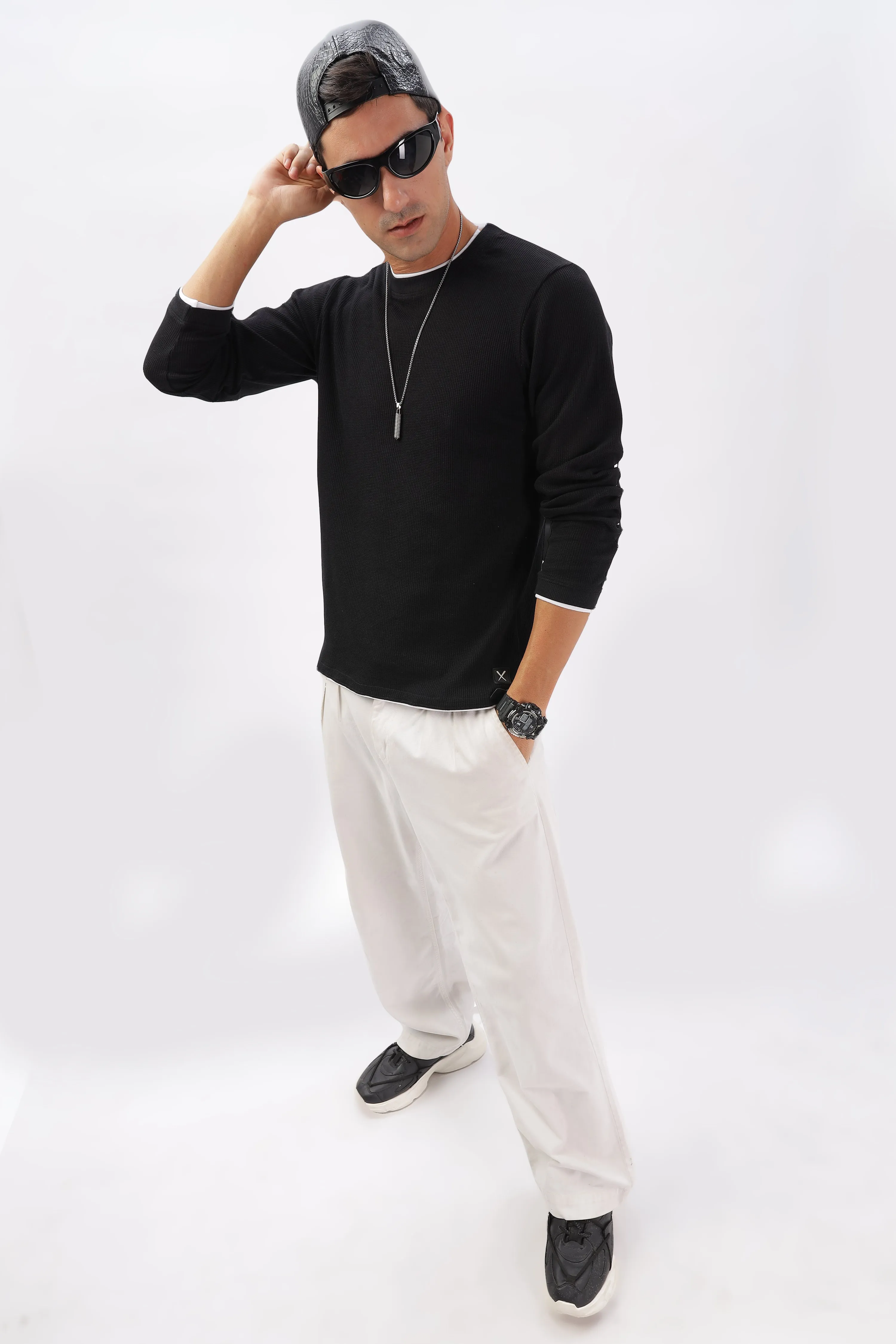 Knitted Full Sleeve T-Shirt: Black