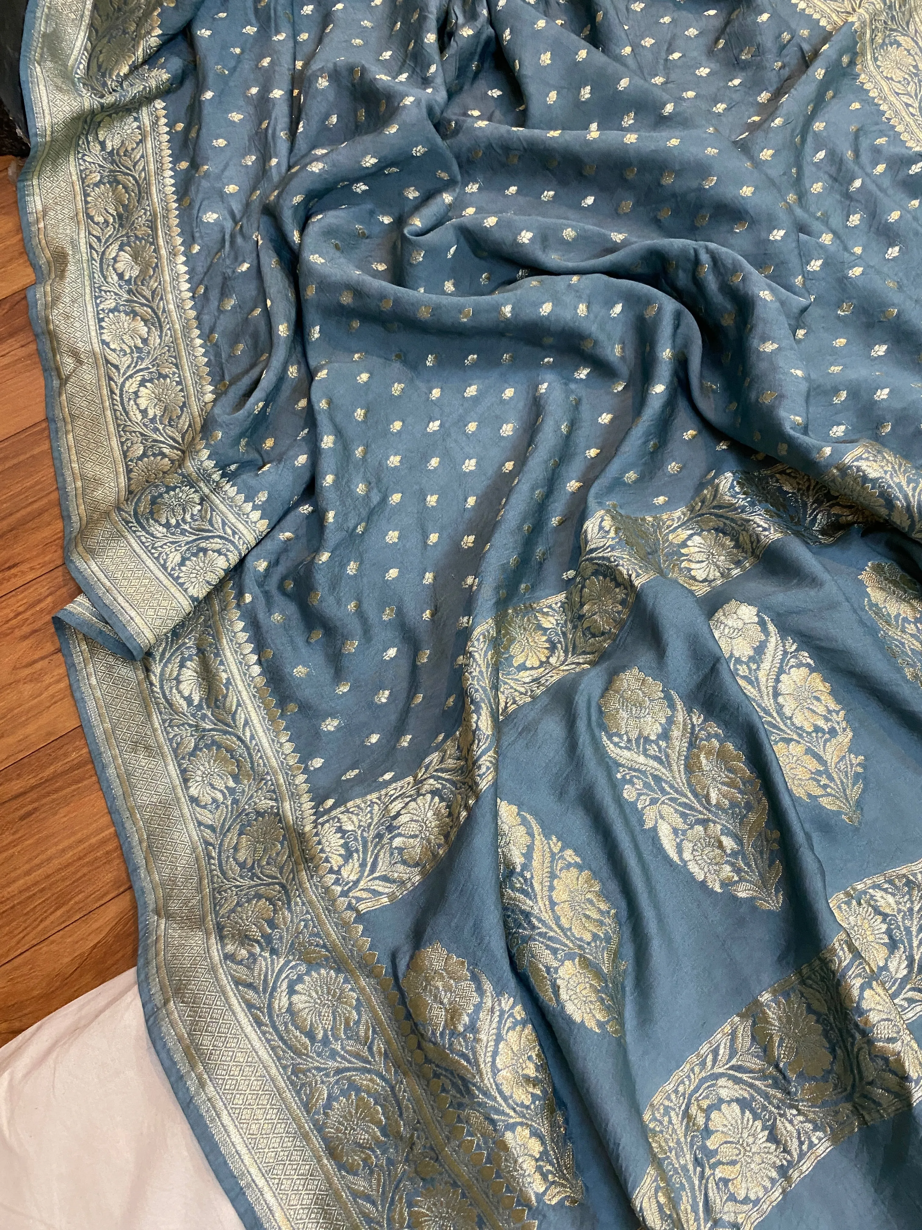 The Grey Handloom Pure Moonga Silk Banarasi Saree