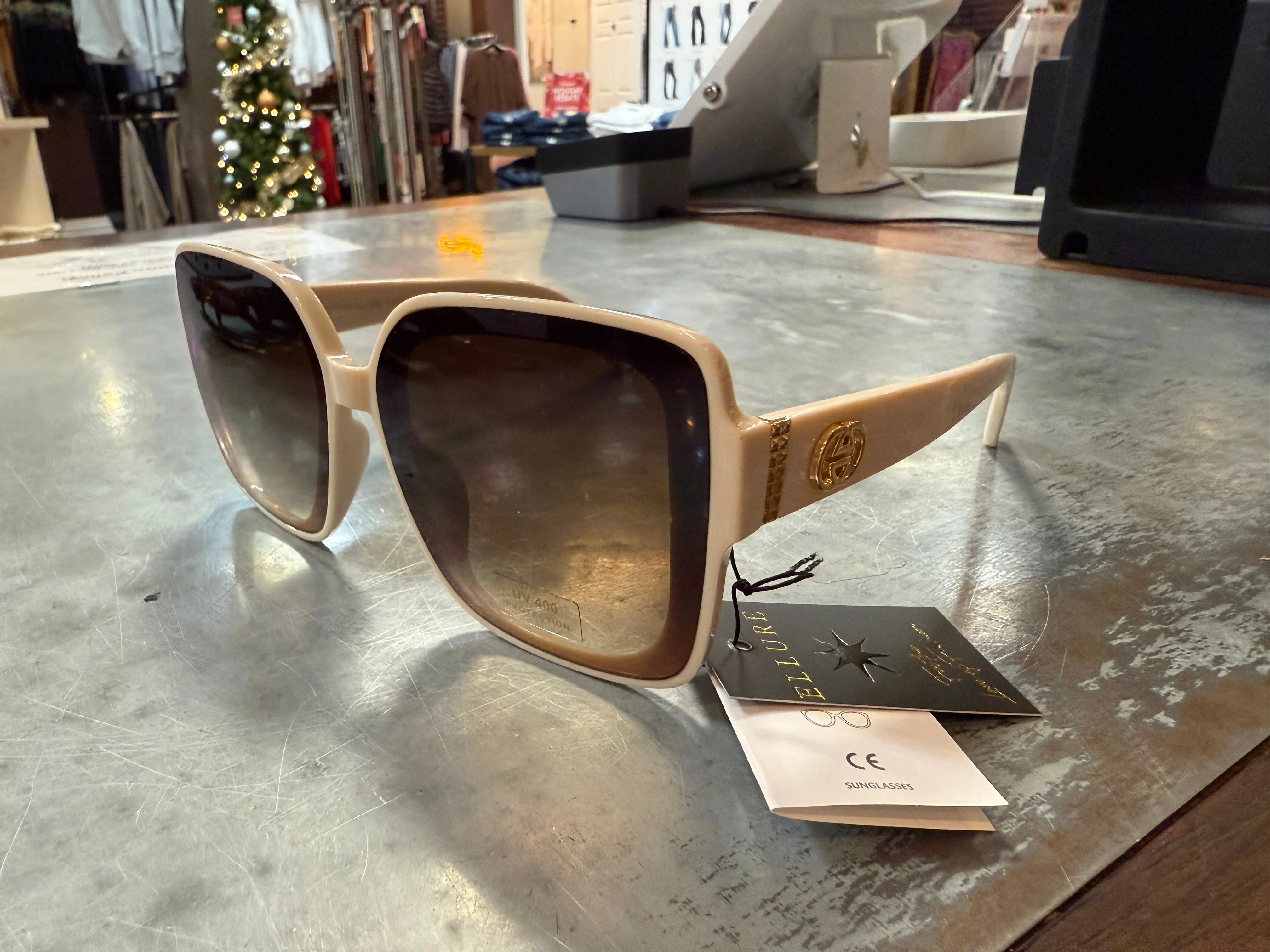Womens Boxy Fashion Sunglasses